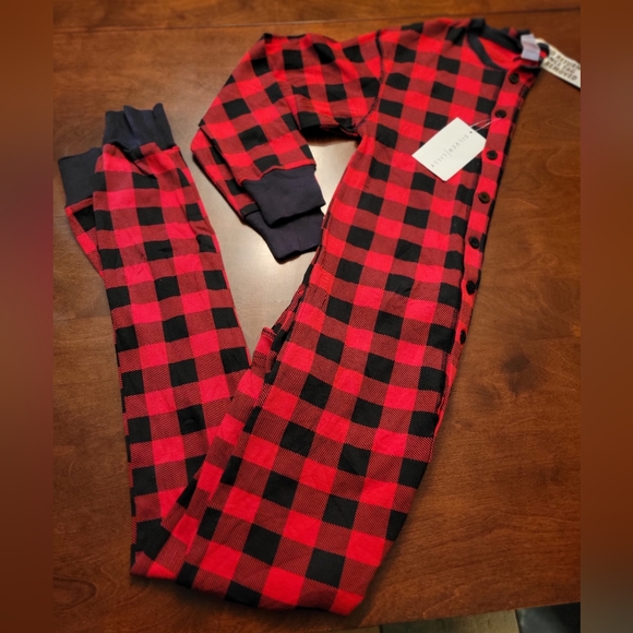 Onesie with "Drop Seat" - Picture 2 of 5